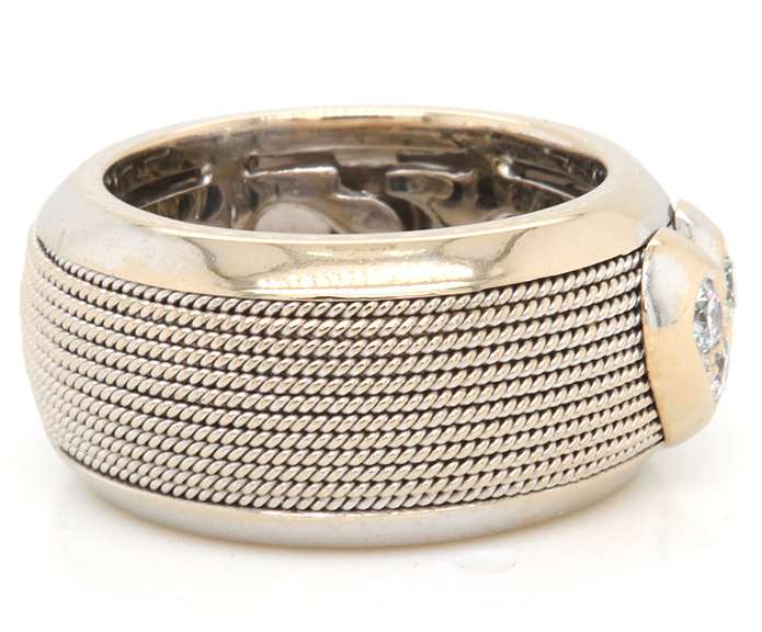 Contemporary 18kt WG Wide Ribbed Band with Diamond Heart Center
