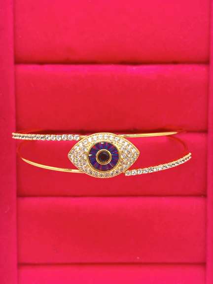 Gorgeous 18kt GP Gemstone Cuff Bracelet