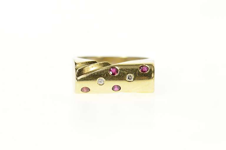14K Yellow Gold Flush Ruby Diamond Curved Squared Statement Ring