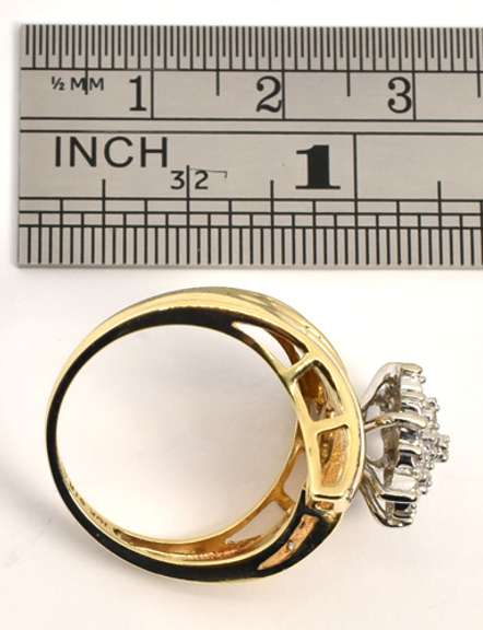 Sparkling Diamond Cluster Ring