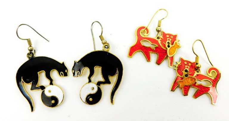 2 Pairs of Vintage Enameled Cat Earrings