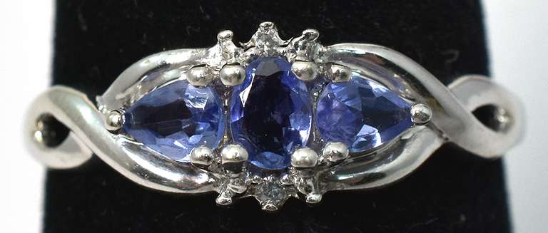 Charming Criss-Crossed iolite Ring in White Gold