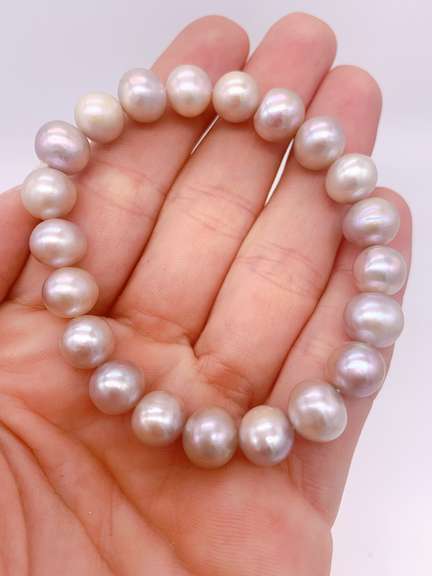 Beautiful Pink Pearl Bracelet