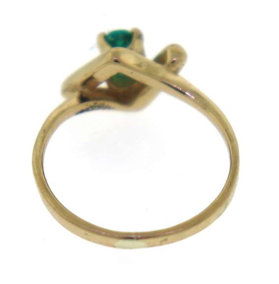 Fancy 18kt Emerald in Freeform Ring