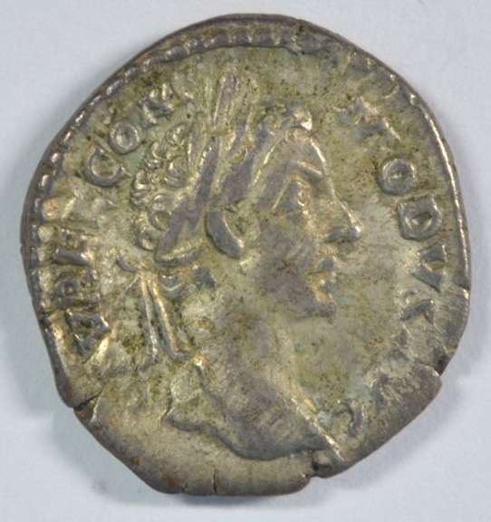 Nice Commodus Roman Silver Denarius in Mint. 177-192 AD