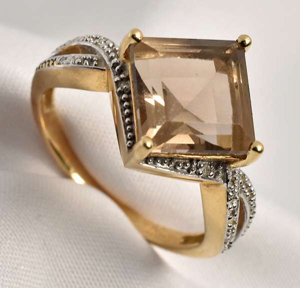 Modern Smokey Quartz Ring