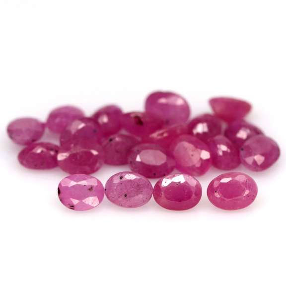 Fantastic 5.59ct HEATED ONLY Burmese Ruby set