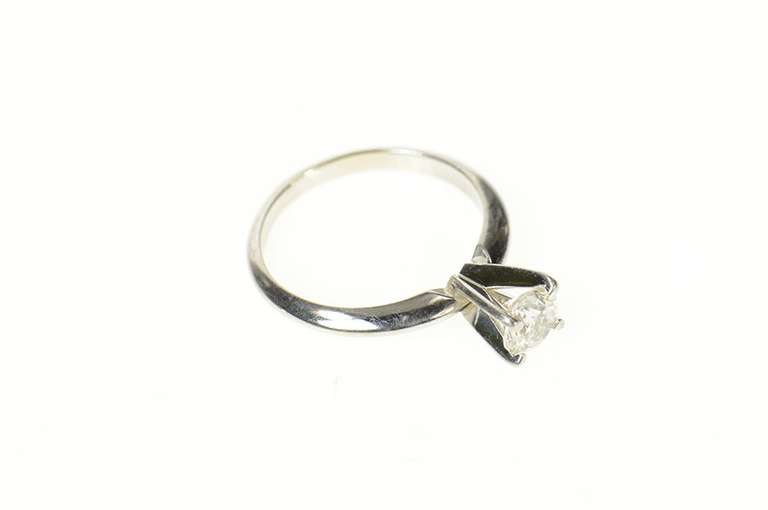 10K White Gold 0.50 Ct Diamond Classic Solitaire Engagement Ring