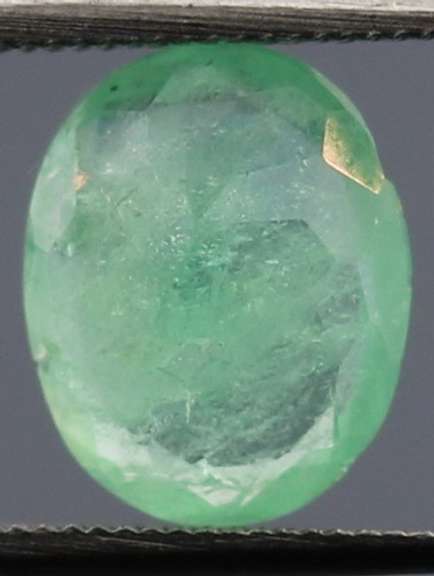 Stunning 1.63ct bright green Colombian emerald