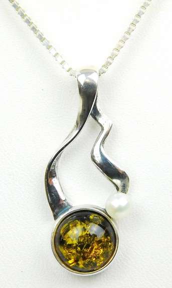 Sterling Amber Necklace & Stud Earrings