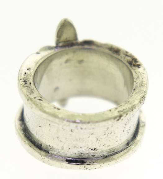 Fleur De Lis Ring