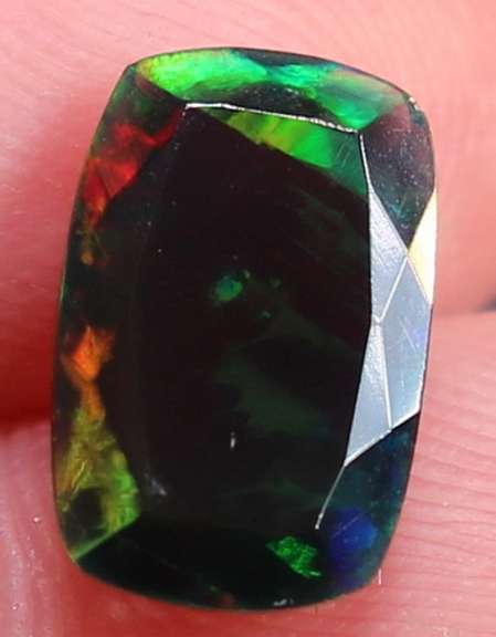 Mixed honey comb block patterned 1.58ct Black Opal
