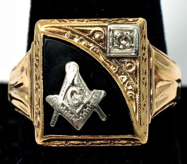 Impressive Onyx & Diamond Masonic Ring in Yellow Gold