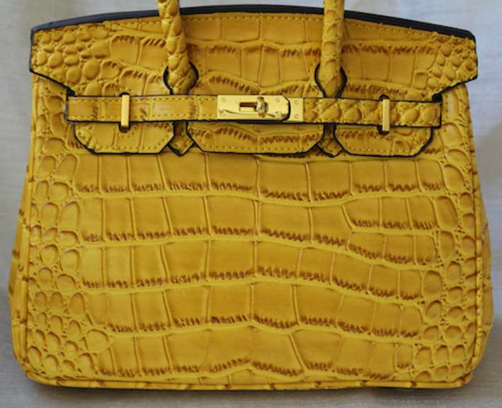 Timeless Stylish Designer Style Hand Bag