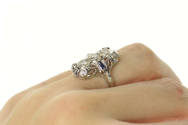18K White Gold 0.85 Ctw Art Deco Diamond Engagement Ring