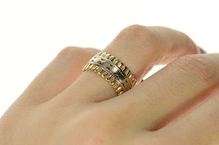 14K Yellow Gold Art Deco Two Tone Ornate Wedding Band Ring