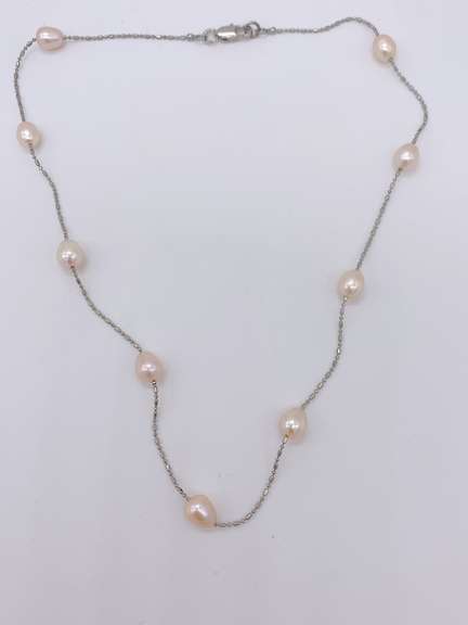 18 Inch Pearl Necklace w/ Silver Clasp