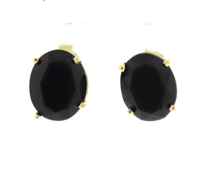 Lovely Yellow Gold Black Onyx Earrings