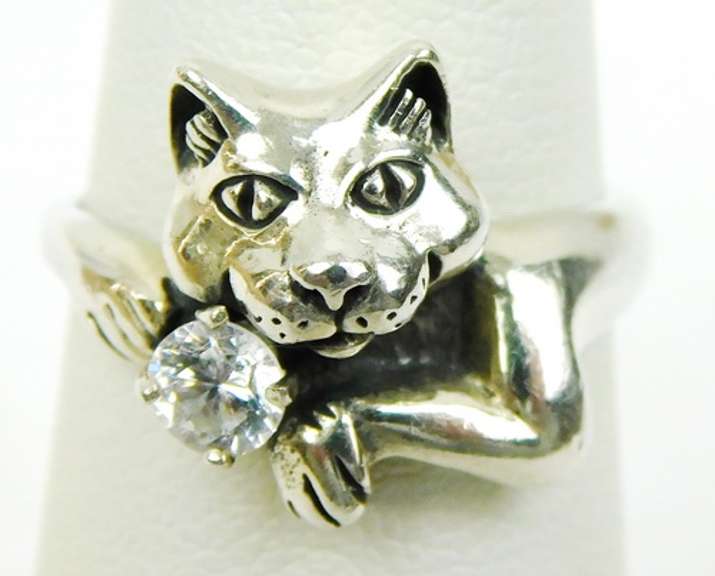 KBN Sterling Silver Cat Ring with CZ, Size 6.25