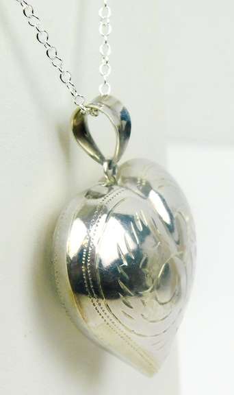 Big Engraved Puffy Heart Pendant & Chain