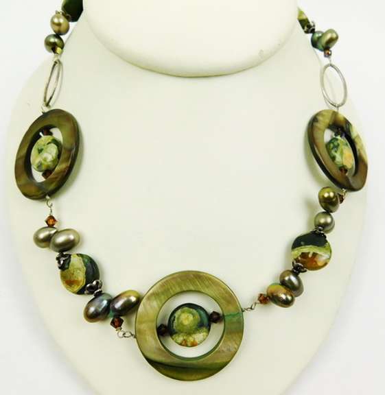 Stunning Green Agate, Pearls & Shell Sterling Necklace
