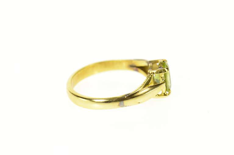 14K Yellow Gold Classic Oval Peridot Solitaire Statement Ring