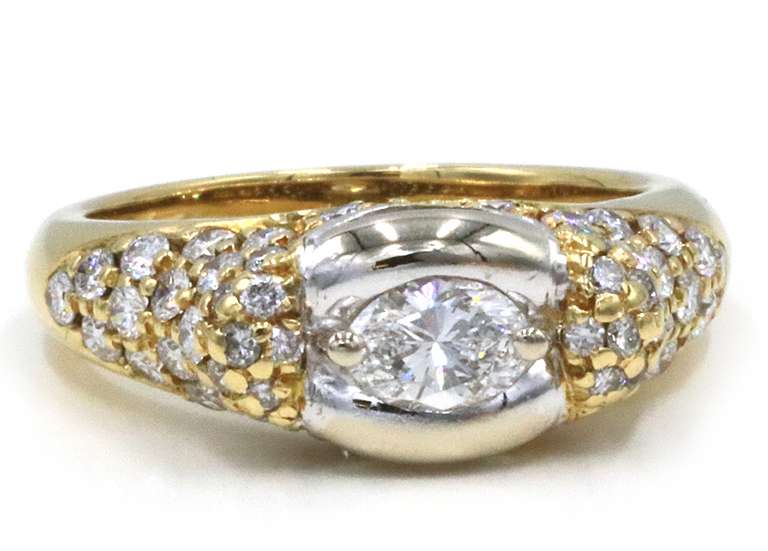 Dazzling 18kt YG Yellow Gold Oval Diamond Ring