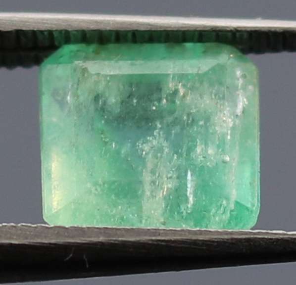 Stunning 1.64ct bright green Colombian emerald