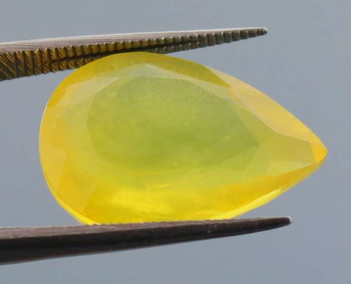 Glistening 7.33ct natural golden Fire Opal