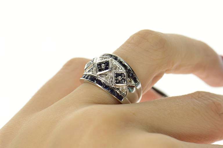 14K White Gold 0.76 Ctw Square Sapphire Diamond Pave Band Ring