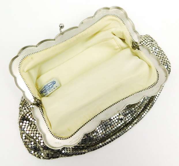 Vintage Whiting & Davis Silver Mesh Clutch Purse