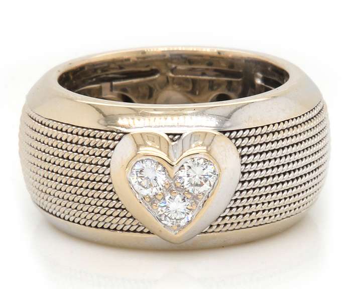 Contemporary 18kt WG Wide Ribbed Band with Diamond Heart Center