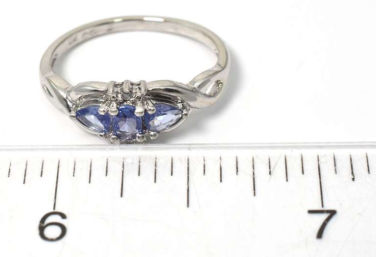 Charming Criss-Crossed iolite Ring in White Gold