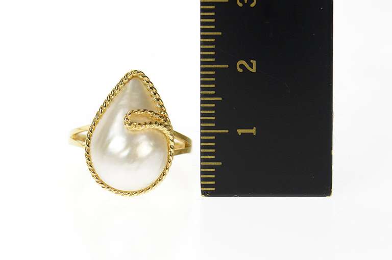 10K Yellow Gold Pearl Ornate Rope Trim Statement Cocktail Ring