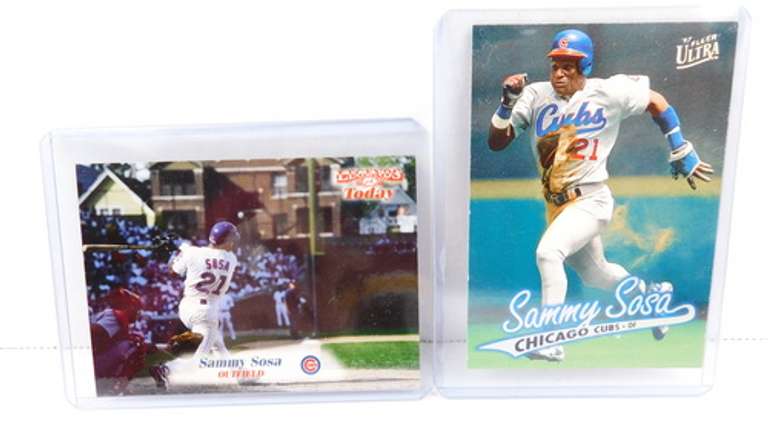 2 Sammy Sosa Baseball Cards
