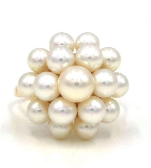 Captivating 18kt YG White Fresh Water Pearl Cluster Ring