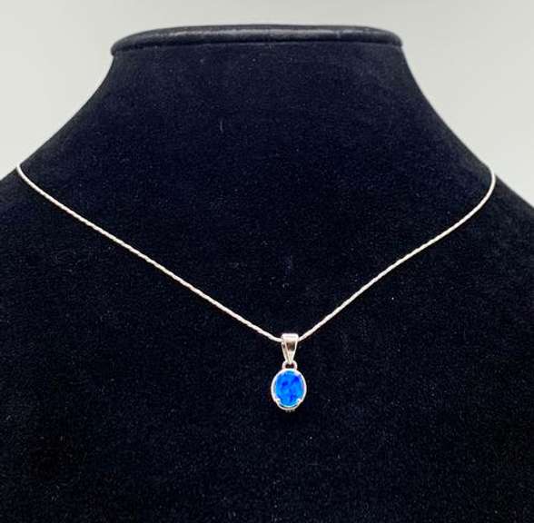 Eye Catching Oval Opal SS Necklace