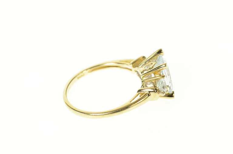 10K Yellow Gold Three Stone Classic Simple Statement Ring