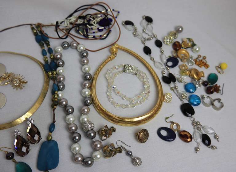 Lots of Custome Jewelry