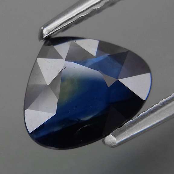 1.09ct Royal blue Sapphire from Madagascar
