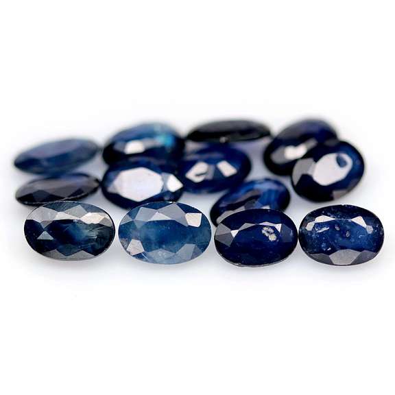 6.91ct cobalt blue Sapphire set from Madagascar