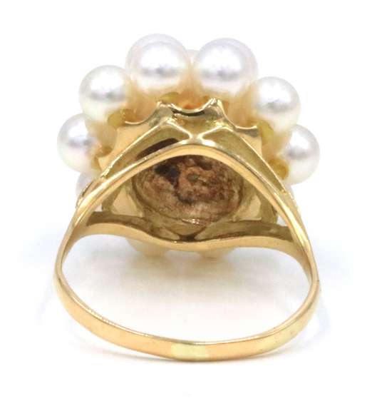 Captivating 18kt YG White Fresh Water Pearl Cluster Ring