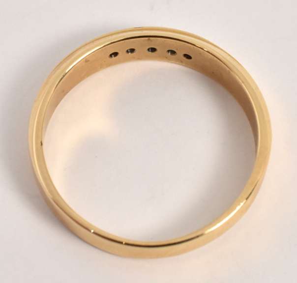 Nice 4.8 mm Man's Diamond Band