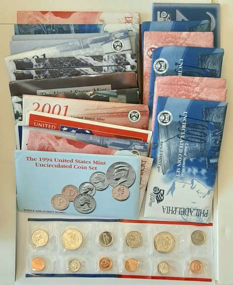 17 1994 -2003 US  Mint Sets