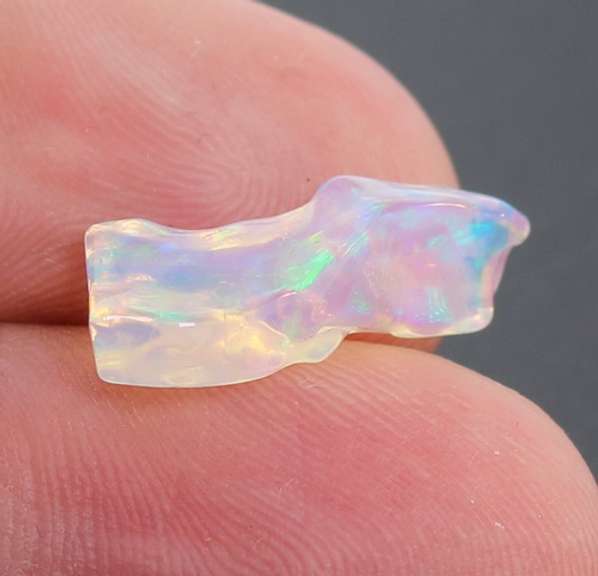 Uncut unheated 3.32ct Jelly Opal vein