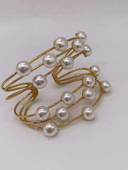 22kt Plated Sterling Silver Pearl Cuff Bracelet