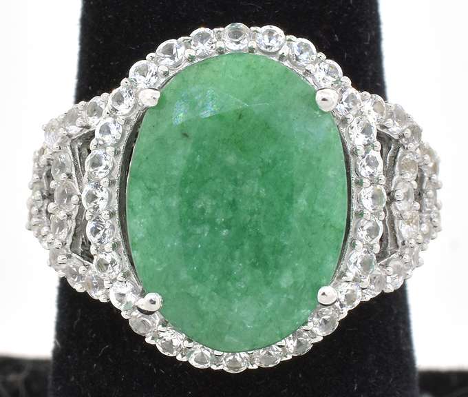 Terrific 8.00CTS Natural Emerald & White Sapphire Ring in Sterling Silver