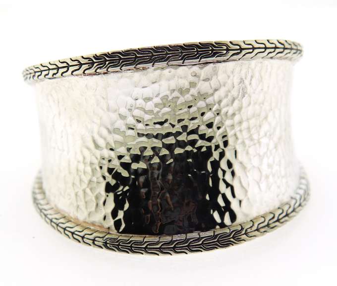 John Hardy Classic Chain Cugg Bnagle