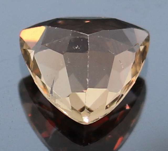 Brilliant! 2.63ct champagne Imperial Topaz