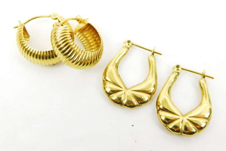 2 Pairs of 14K Yellow Gold Small Hoop Earrings